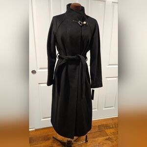Elegant Wool Blend Black Coat with Belt